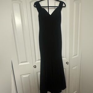 Cinderella Fit and Flare Ball Gown Mermaid Formal Dress Black Size Medium EUC